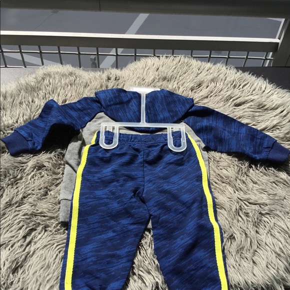 SALE💥 Carter 2 piece set - Picture 4 of 4